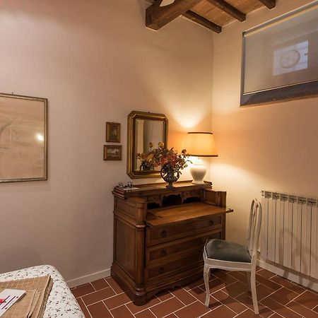 Vermaaten Boutique Suites Emerald Todi Extérieur photo