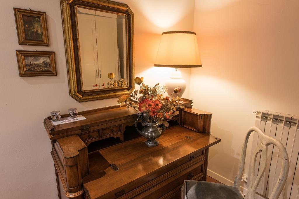 Vermaaten Boutique Suites Emerald Todi Extérieur photo