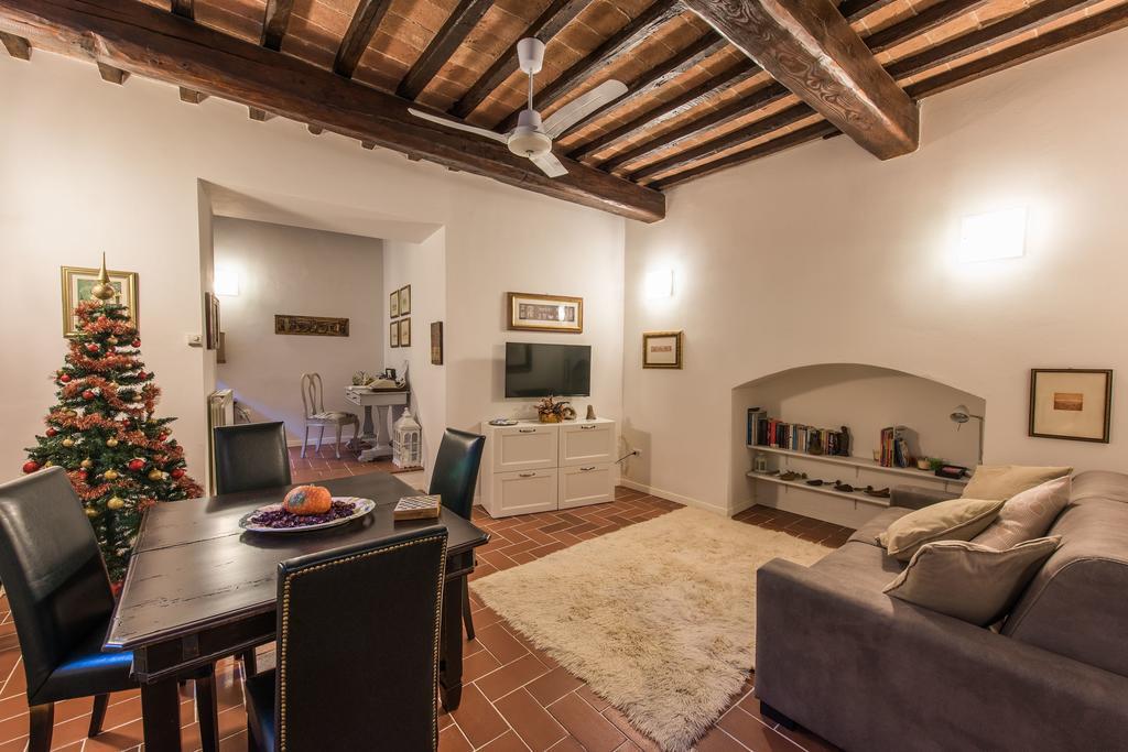 Vermaaten Boutique Suites Emerald Todi Extérieur photo
