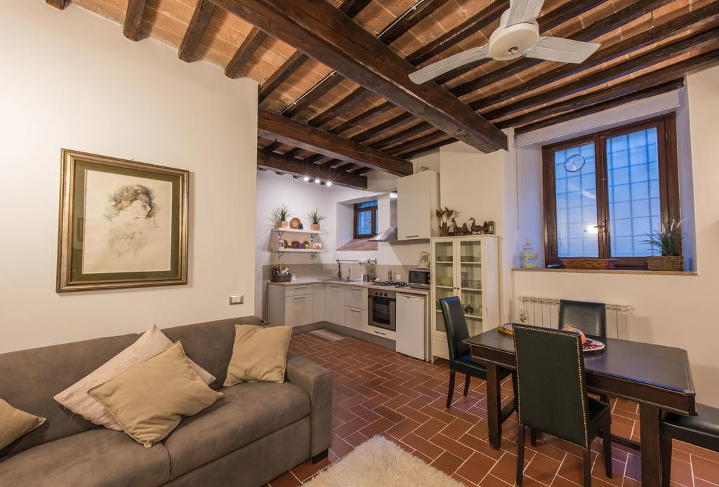 Vermaaten Boutique Suites Emerald Todi Extérieur photo