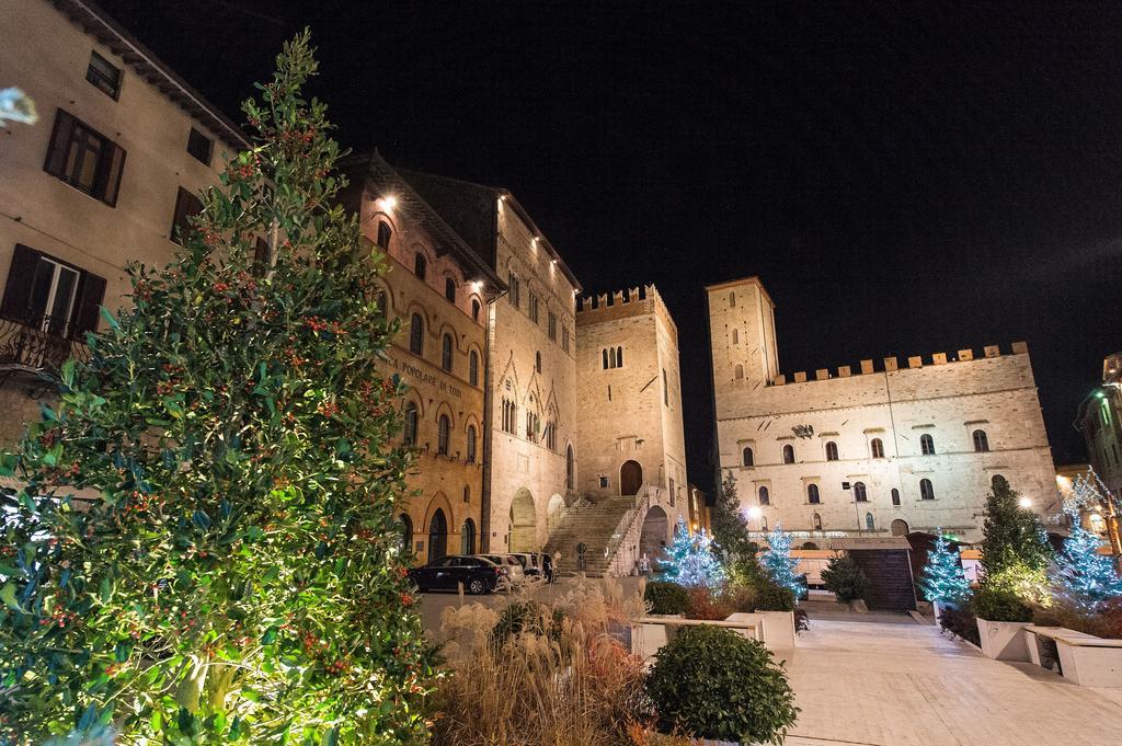 Vermaaten Boutique Suites Emerald Todi Extérieur photo