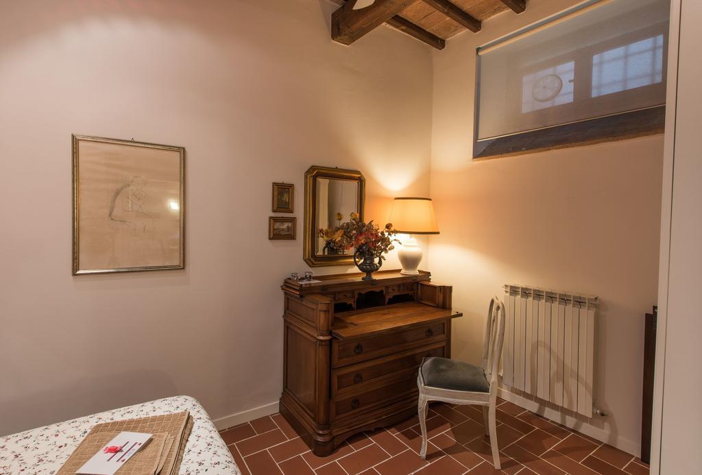 Vermaaten Boutique Suites Emerald Todi Extérieur photo